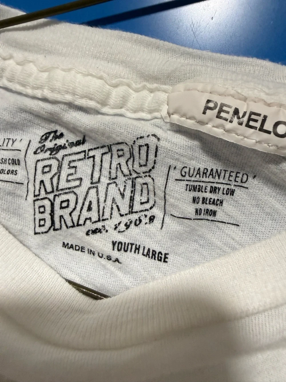 Original Retro Brand White Crop Bowie Tee. Size L=14/16. Like New.